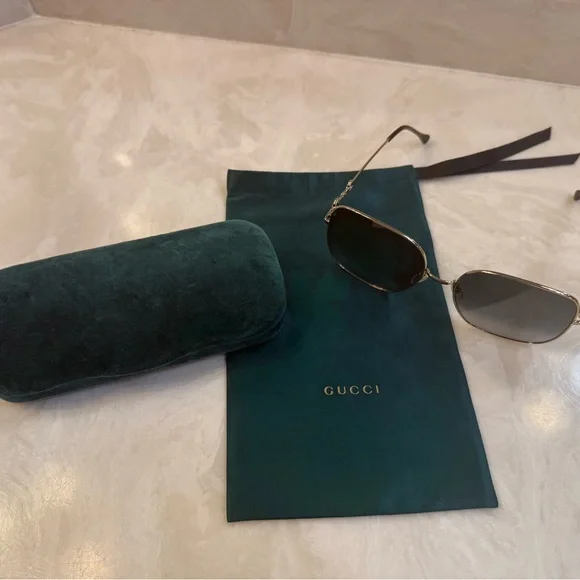 Gucci Sunglasses Horse Bit Gold Frame with Case and Pouch GG0879S-003 SS24 - Picture 4 of 7